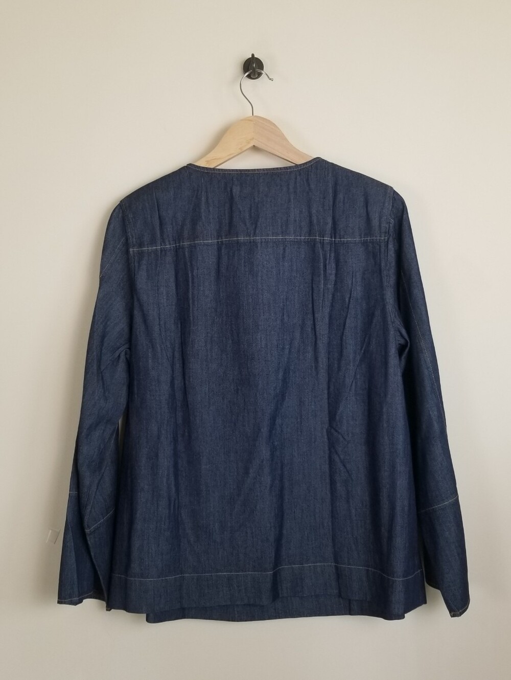 Nautica Chambray Top Large NWT - Picture 5 of 8